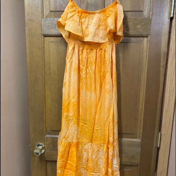 Clearance! NWT Orange Tie dye tiered maxi dress - Picture 5 of 5